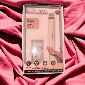 Finishing Touch Flawless Salon Nails NIB